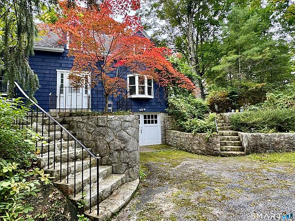 3rd image of 106 Farnum Road