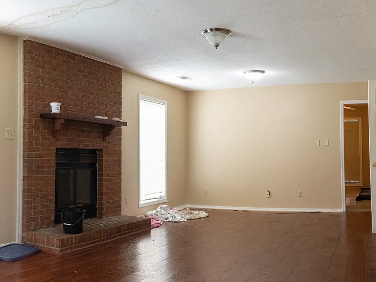 627 Walker Rd — Photo 4