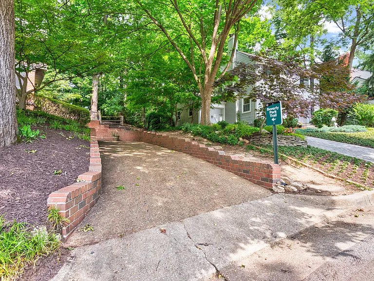 3402 Halcyon Dr — Photo 46