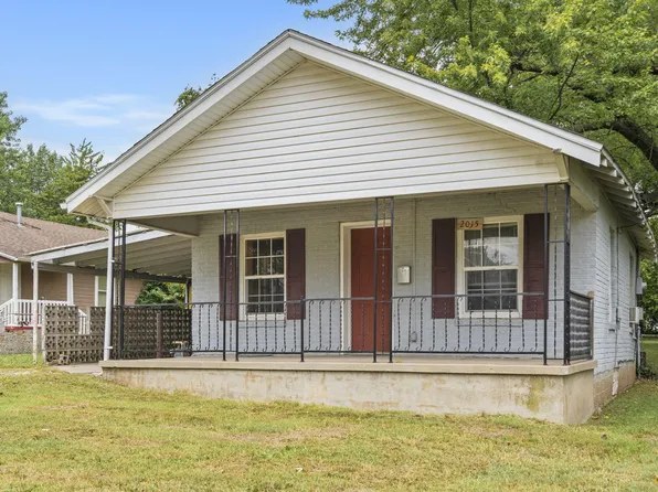 2015 W Mt Vernon Street, Springfield, MO 65802