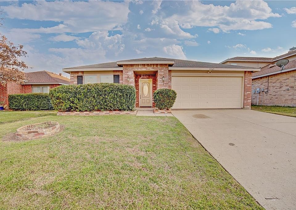1st image of 3945 Golden Horn Ln