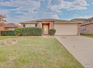 3945 Golden Horn Ln, Fort Worth, TX 76123