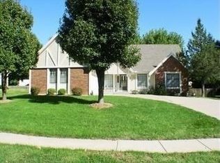 10505 Flint St, Overland Park, KS 66214