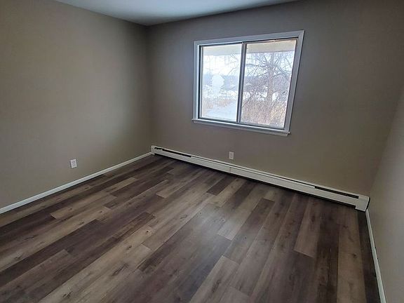 2nd image of 1710 Elder St APT 206