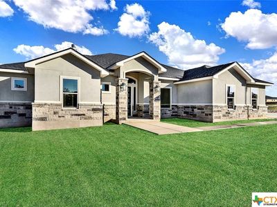 105 Hondo Rdg, La Vernia, TX, 78121