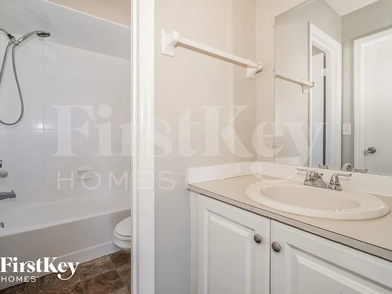7734 Pikes Peak Dr — Photo 14