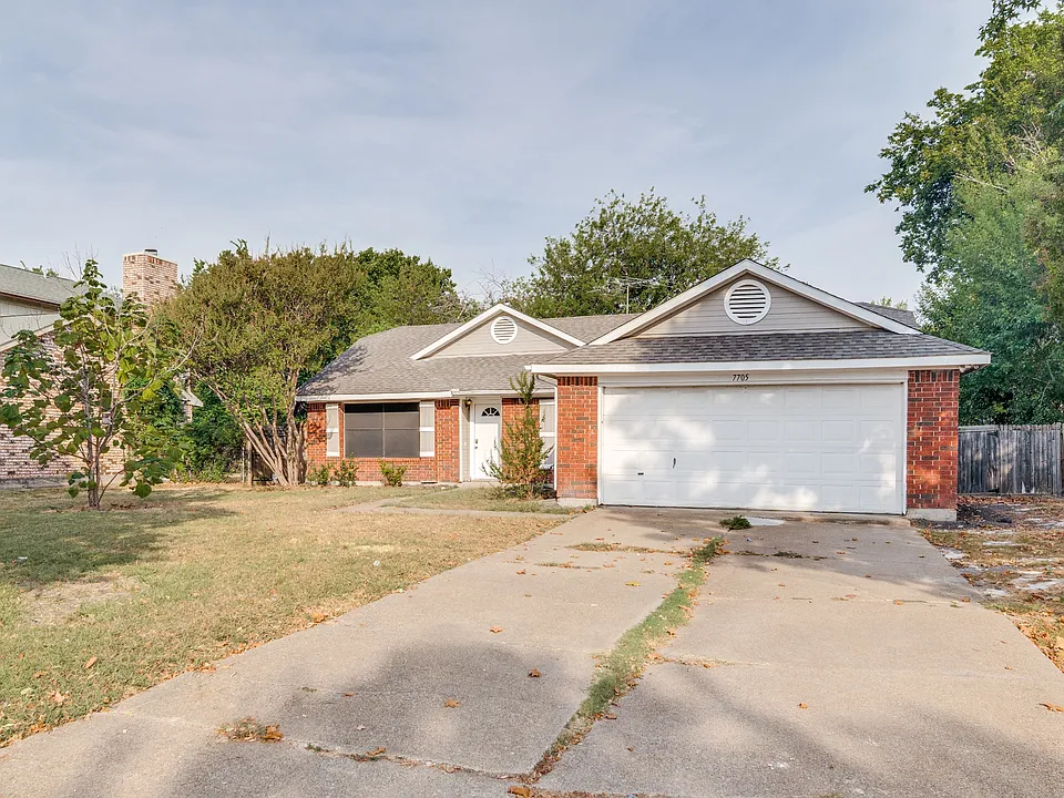 7705 Estates Way