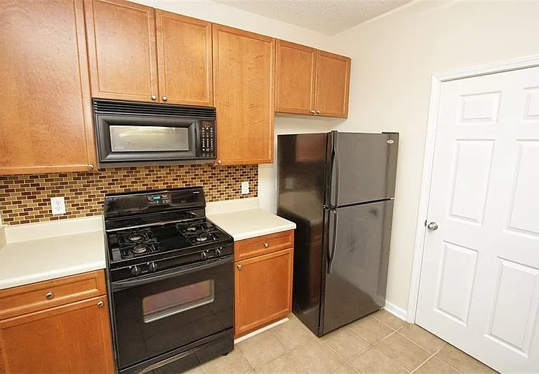 3500 Sweetwater Rd #312 — Photo 10