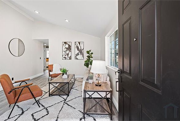 1st image of 3517 Altos Ave