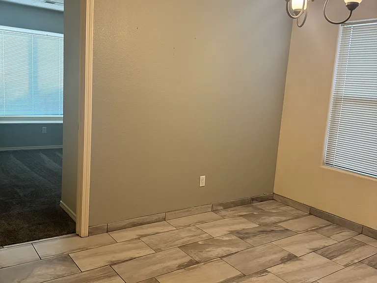 8204 Wolverine Dr NW — Photo 10