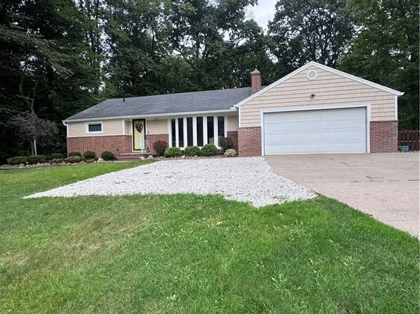 18953 Alexander Rd, Walton Hills, OH 44146