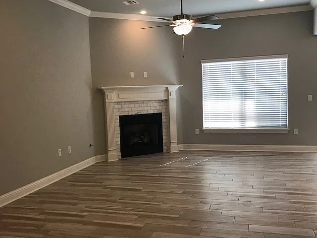 2211 Hunter Dr — Photo 3