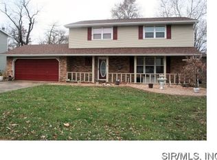 434 Chapel Dr, Collinsville, IL