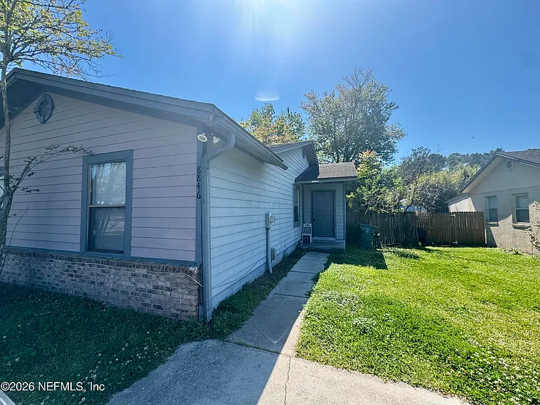 8846 Cavender Dr — Photo 1