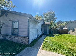 8846 Cavender Dr, Jacksonville, FL 32216