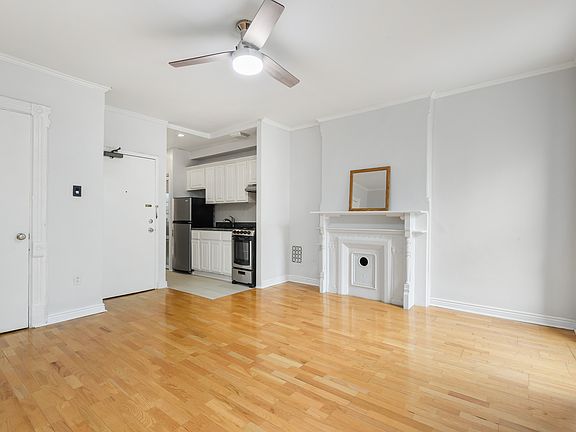 2nd image of 1215 Bergen St #2