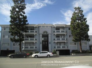2411 Prospect Ave APT 204, Hermosa Beach, CA 90254