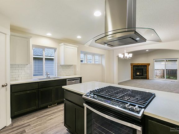 4th image of 21128 Kayla Ct