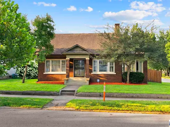 905 Maple Ave, Terre Haute, IN 47804