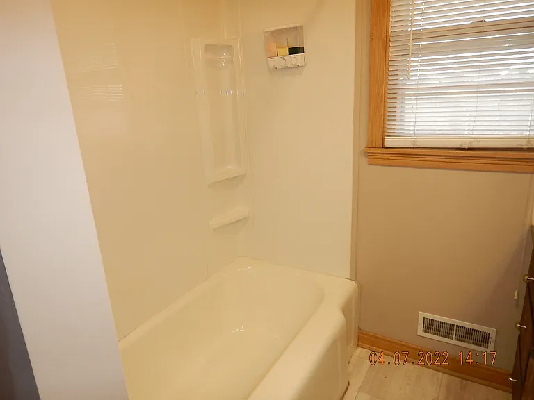 964 S 9th St — Photo 10