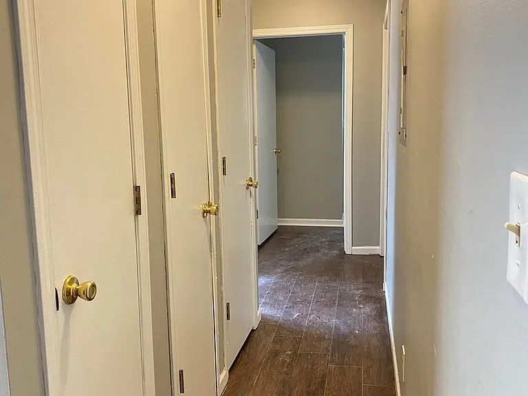 518 Jefferson St — Photo 22
