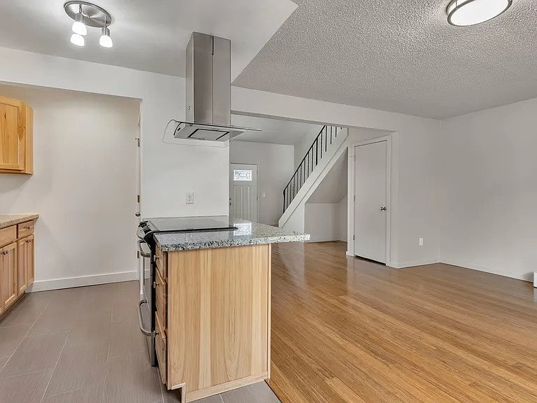 5209 SE 28th Ave — Photo 18