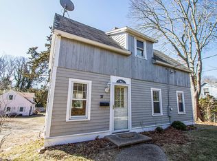 71 Jones Rd, Falmouth, MA 02540