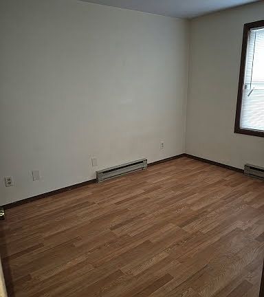 2nd image of 2420 Camelot Blvd APT 102
