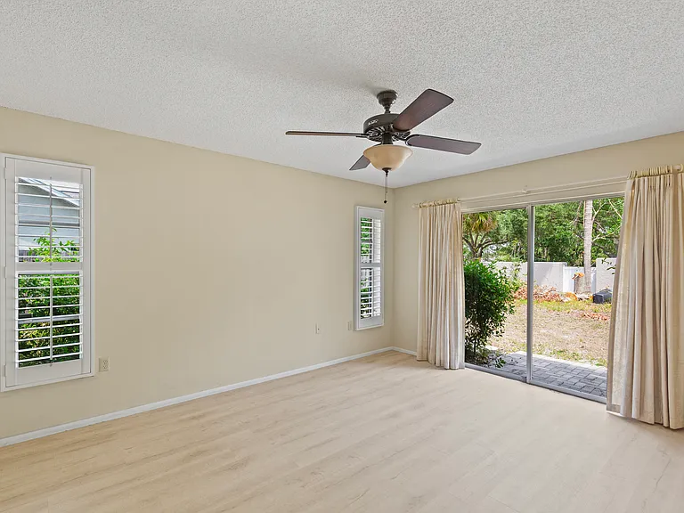 8127 Timber Lake Ln — Photo 6