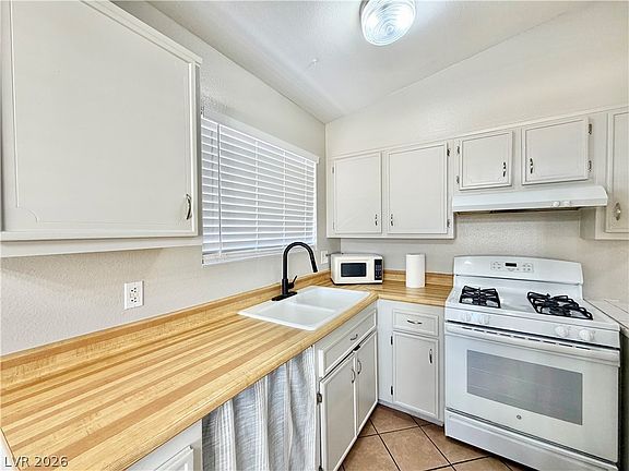5th image of 6144 Rosalita Ave