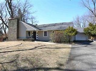 7 Roweland Ave, Delmar, NY 12054