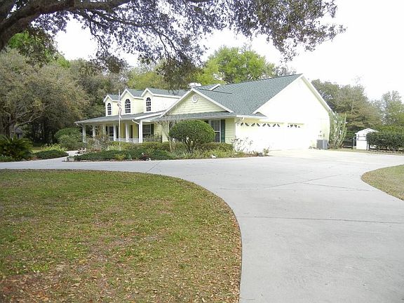 3rd image of 32806 Windy Oak St
