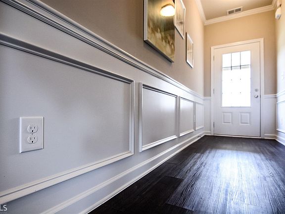 2nd image of 290 Magnaview Dr