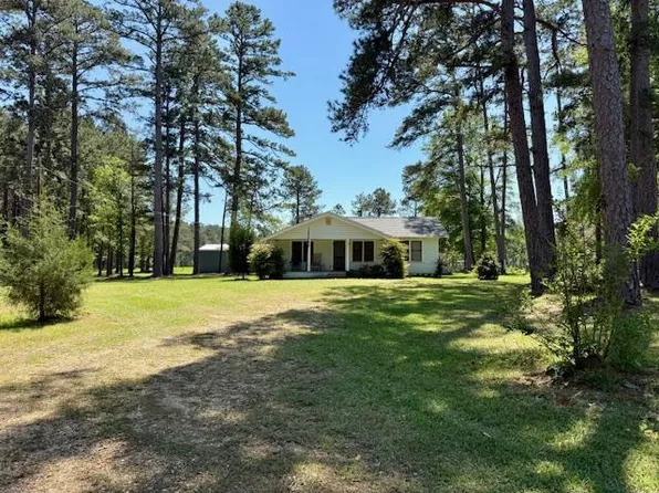 1262 Holmesville Rd, Jayess, MS 39641