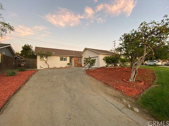 1st image of 806 Ashcomb Dr