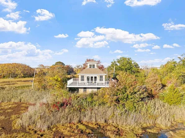 34 Old County Rd, Salisbury, MA 01952