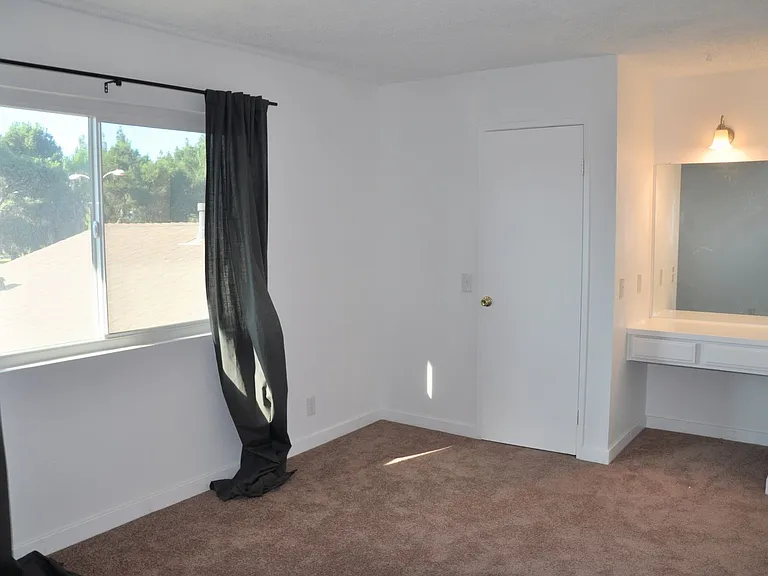 1189 W Sierra Madre Ave #3 — Photo 2