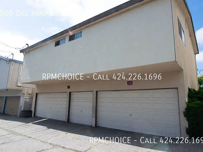 3560 Del Amo Blvd #A — Photo 22