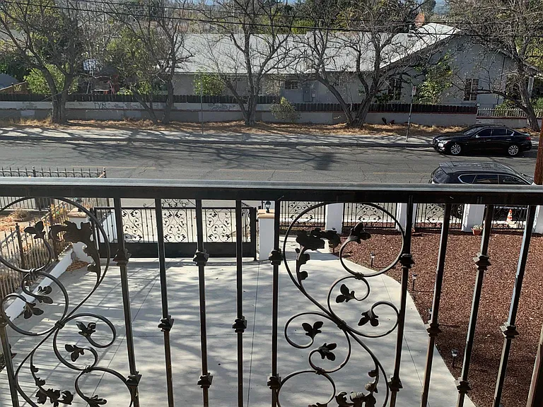 Mount Gleason Ave — Photo 26