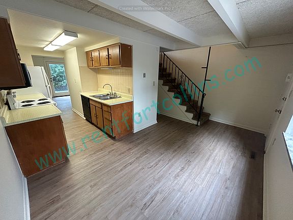 2nd image of 1112 Columbine Ct APT 10