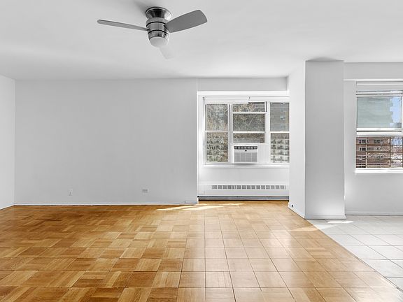 4th image of 572 Grand St APT G302