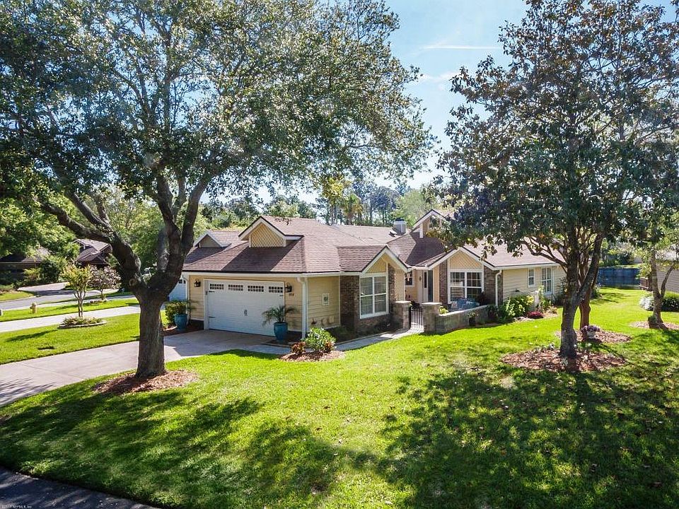 1st image of 102 Bay Hill Ct