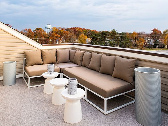 Spacious Rooftop Terrace off of the Fourth Floor Loft