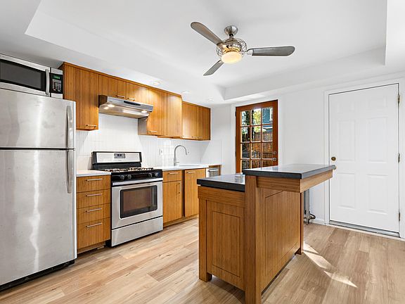 4th image of 197 Belmont Ave