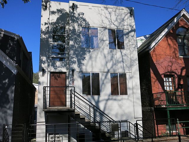 1st image of 2132 W Dickens Ave #2