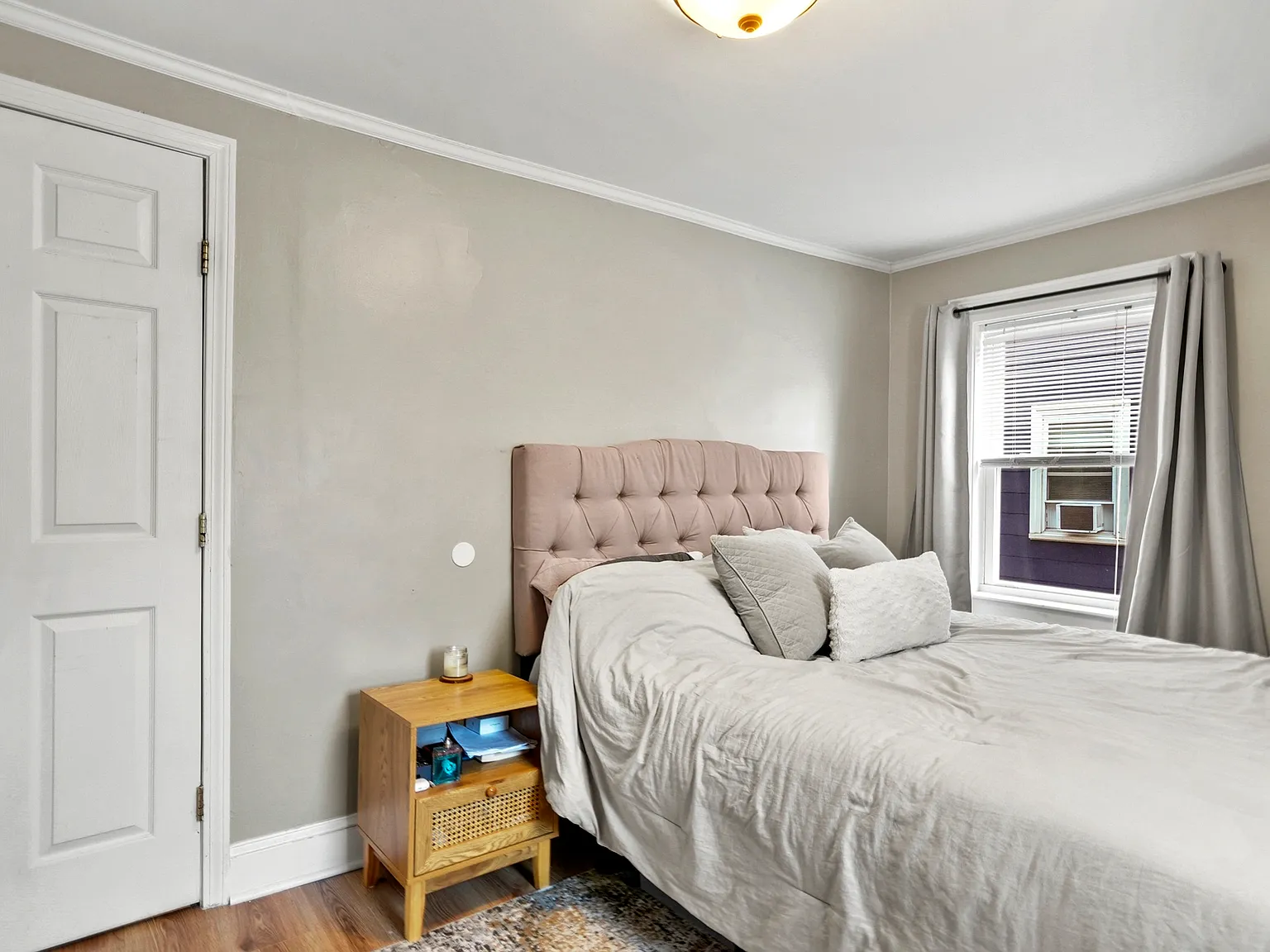 2 bed, 755 sqft, $2,600 — Photo 4