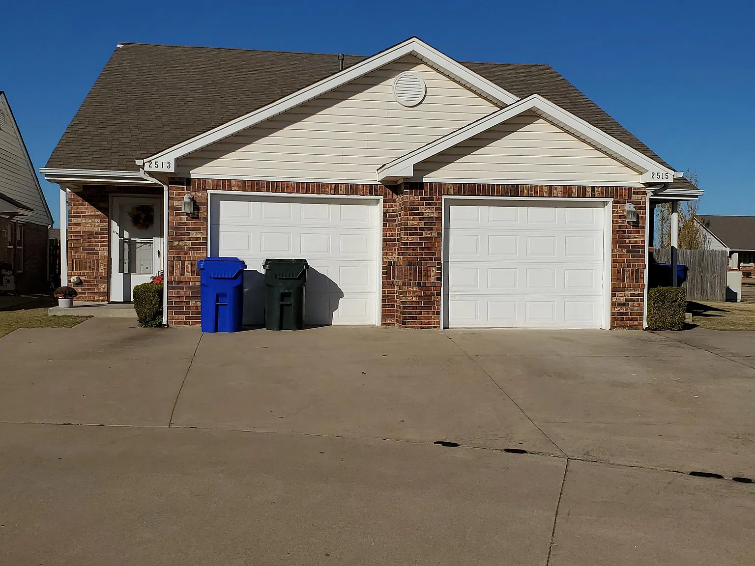 2 bed, 882 sqft, $1,200 — Photo 2