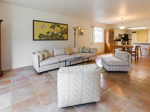 3rd image of 709 Cedar Dr
