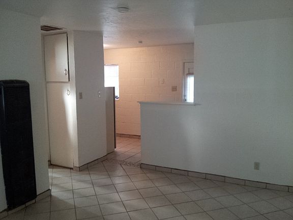 5th image of 1721 E Idaho Ave