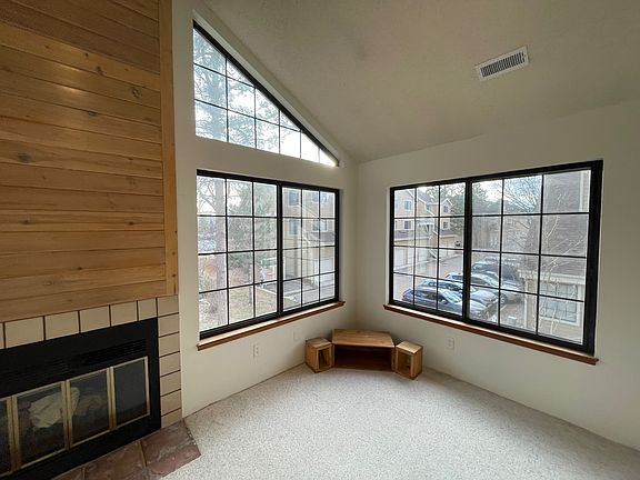 2nd image of 4815 White Rock Cir APT H